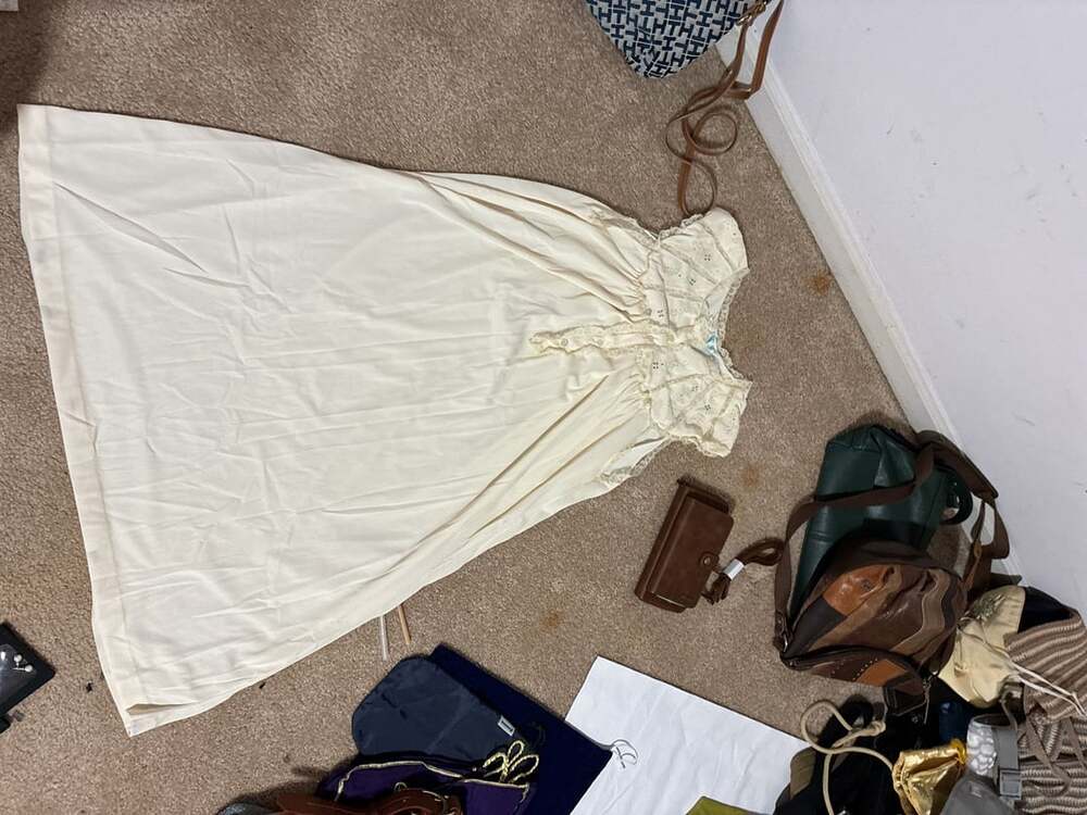 Vintage Cream Nightgown with Floral Embroidery and Lace Trim